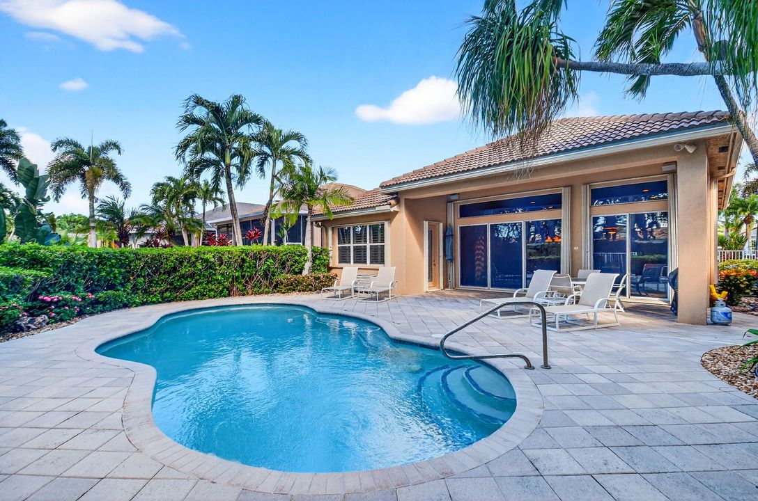 Active With Contract: $674,100 (3 beds, 3 baths, 2923 Square Feet)