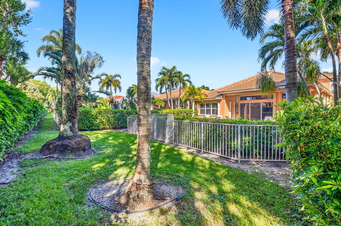 Active With Contract: $674,100 (3 beds, 3 baths, 2923 Square Feet)