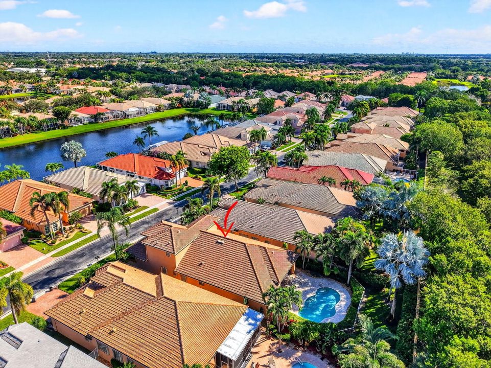 Active With Contract: $674,100 (3 beds, 3 baths, 2923 Square Feet)