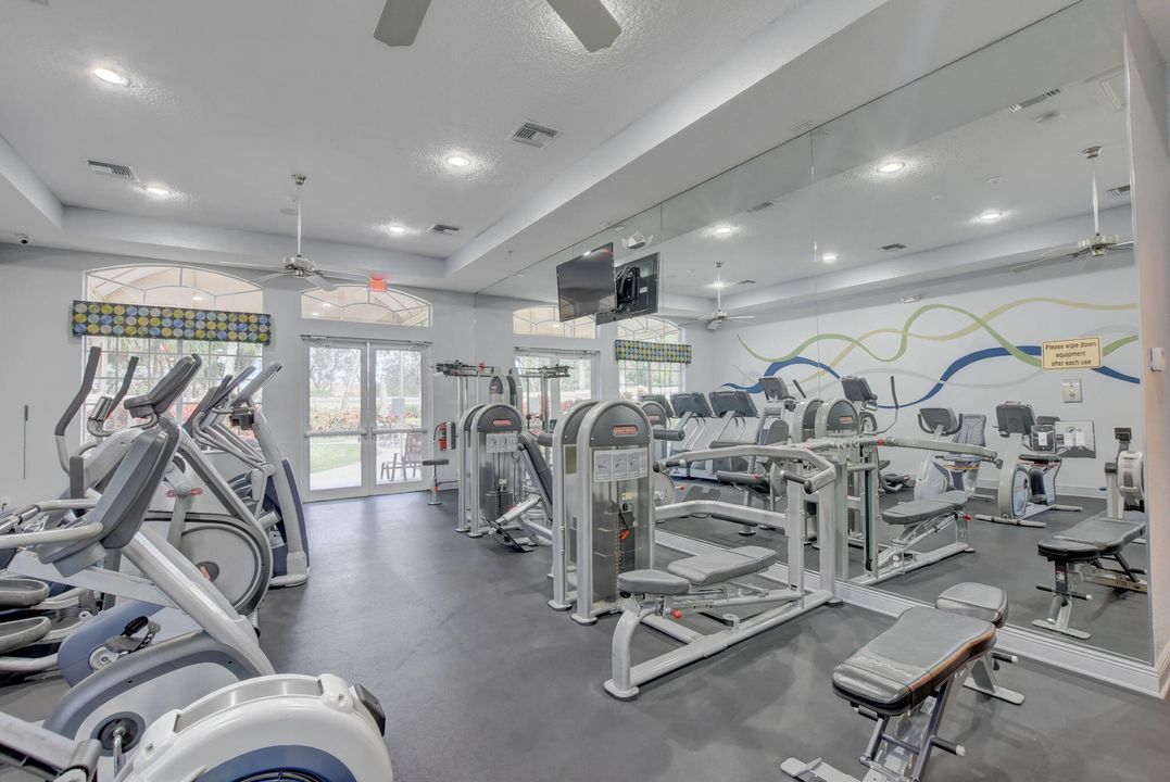 Active With Contract: $674,100 (3 beds, 3 baths, 2923 Square Feet)