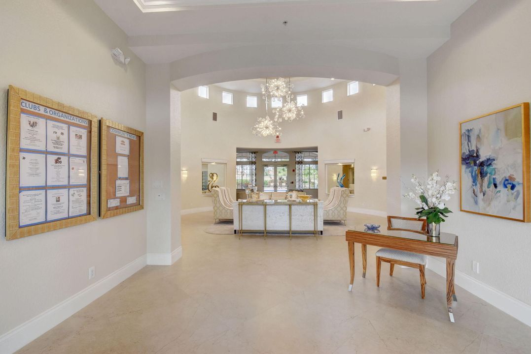 Active With Contract: $674,100 (3 beds, 3 baths, 2923 Square Feet)