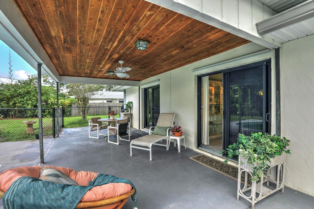 合同活跃: $335,000 (3 贝兹, 2 浴室, 1635 平方英尺)