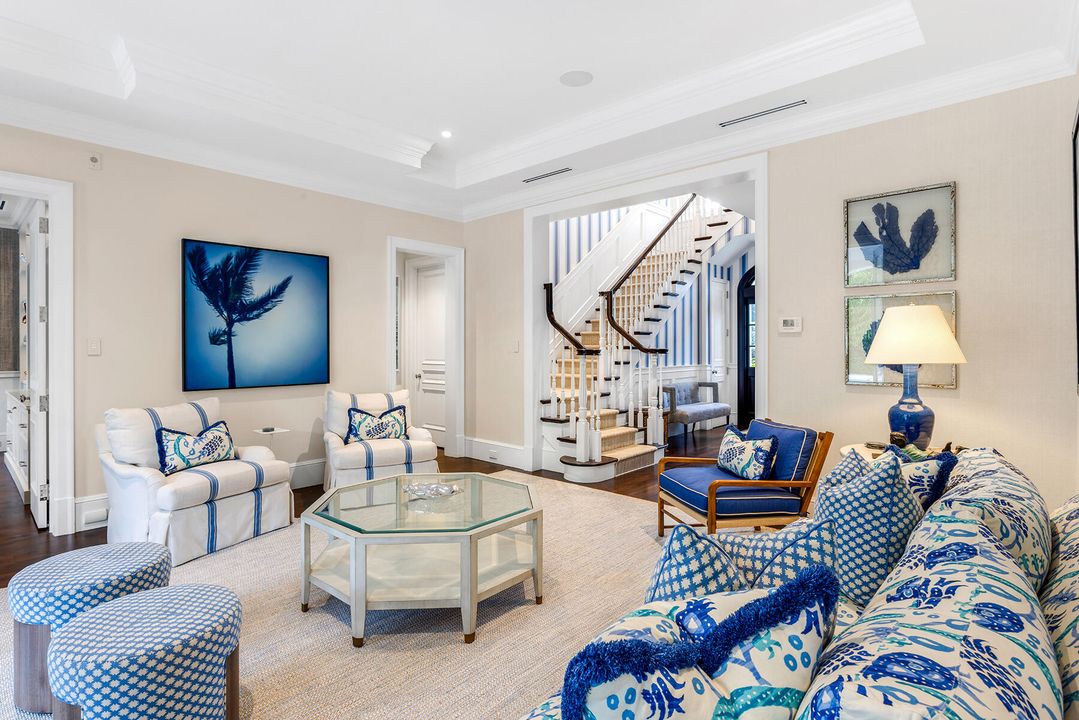 Active With Contract: $14,800,000 (4 beds, 5 baths, 4266 Square Feet)