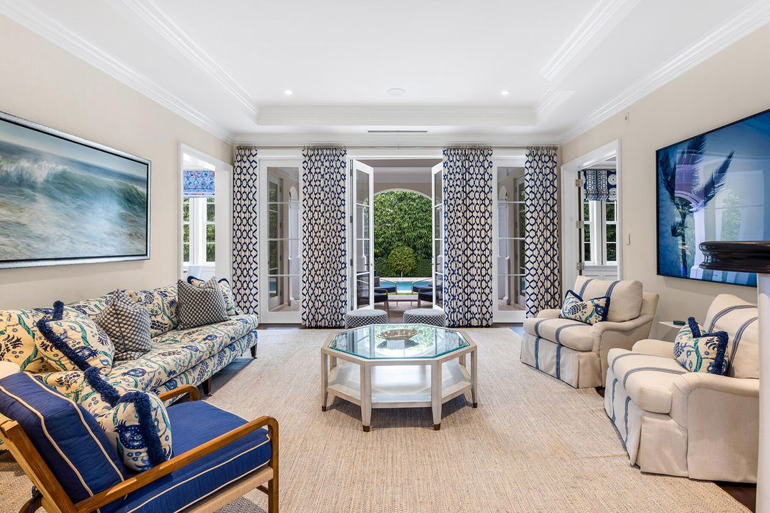 Active With Contract: $14,800,000 (4 beds, 5 baths, 4266 Square Feet)