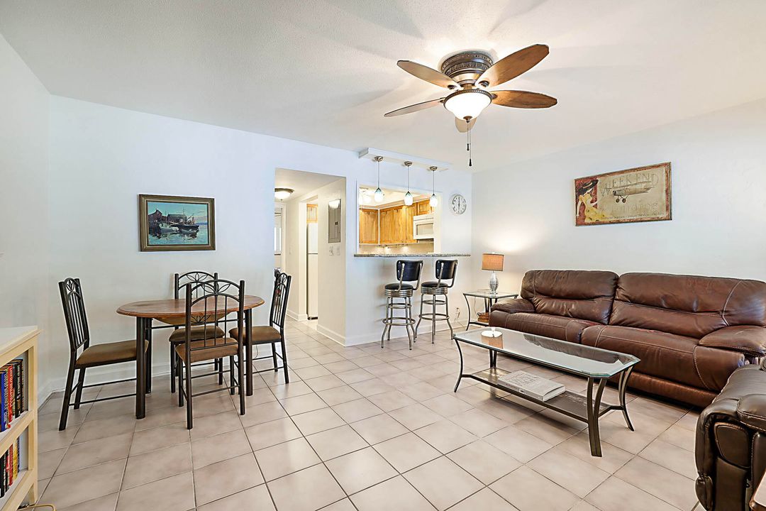 For Sale: $200,000 (1 beds, 1 baths, 750 Square Feet)