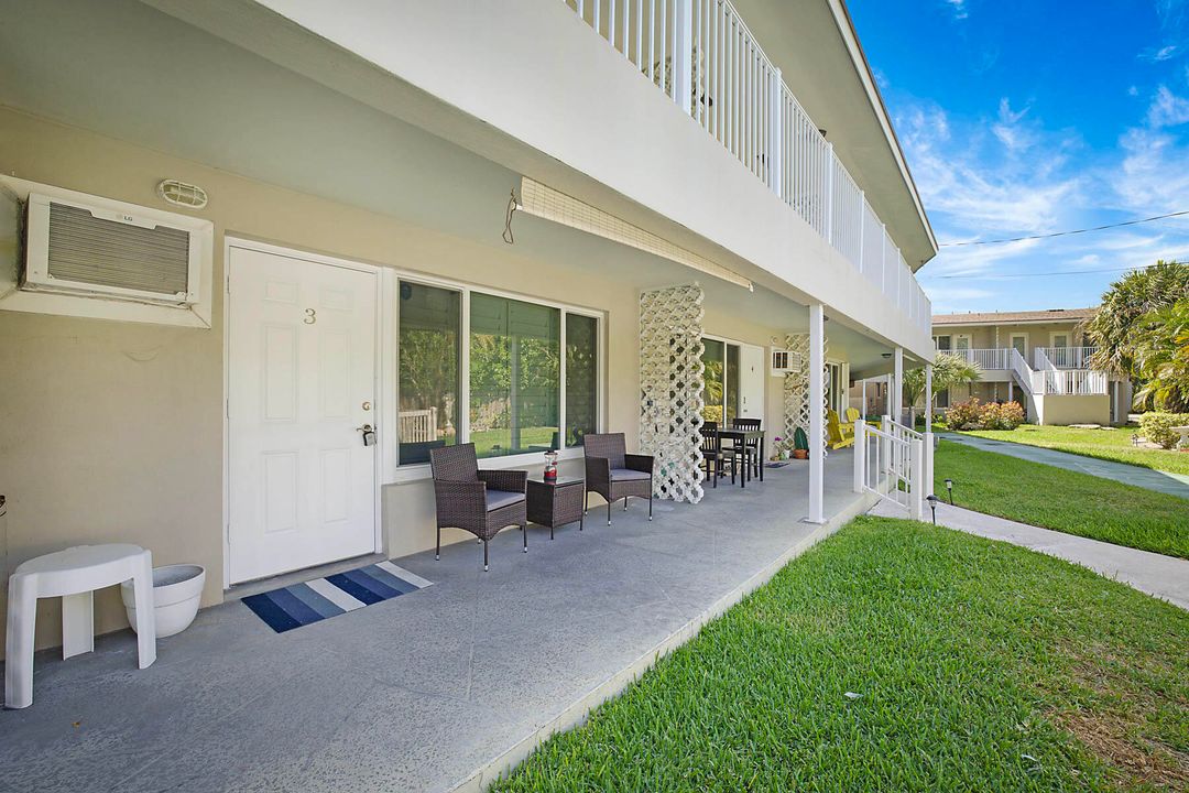 For Sale: $200,000 (1 beds, 1 baths, 750 Square Feet)