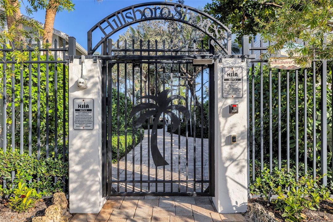 For Sale: $200,000 (1 beds, 1 baths, 750 Square Feet)