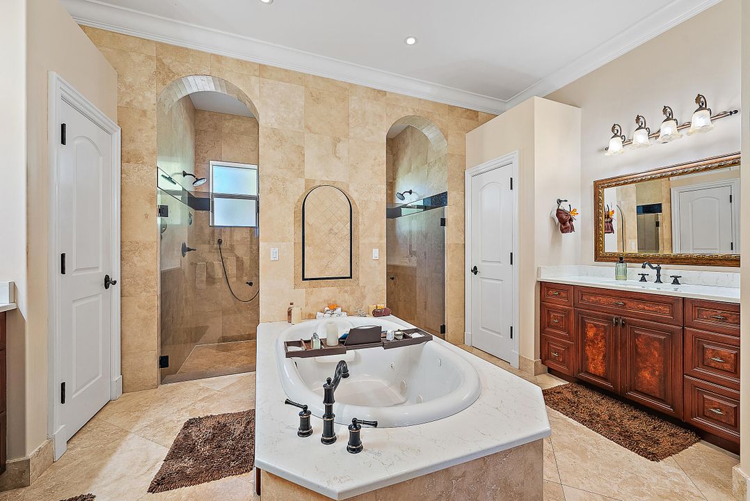 For Sale: $2,000,000 (5 beds, 5 baths, 5197 Square Feet)