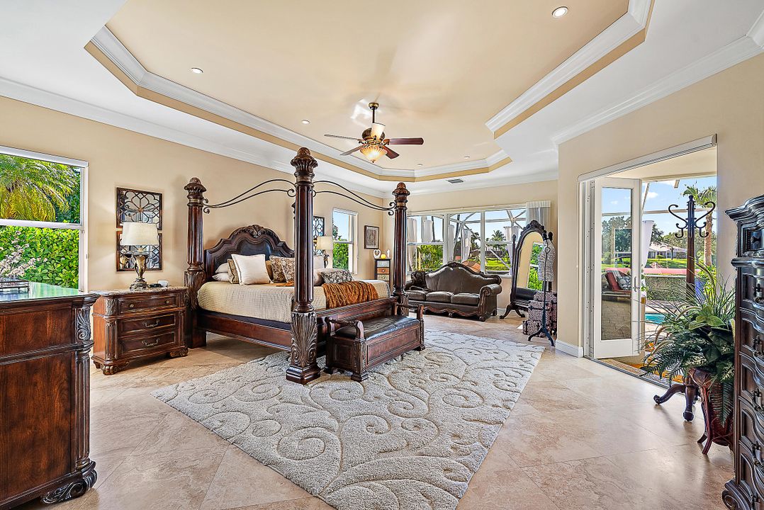 For Sale: $2,000,000 (5 beds, 5 baths, 5197 Square Feet)