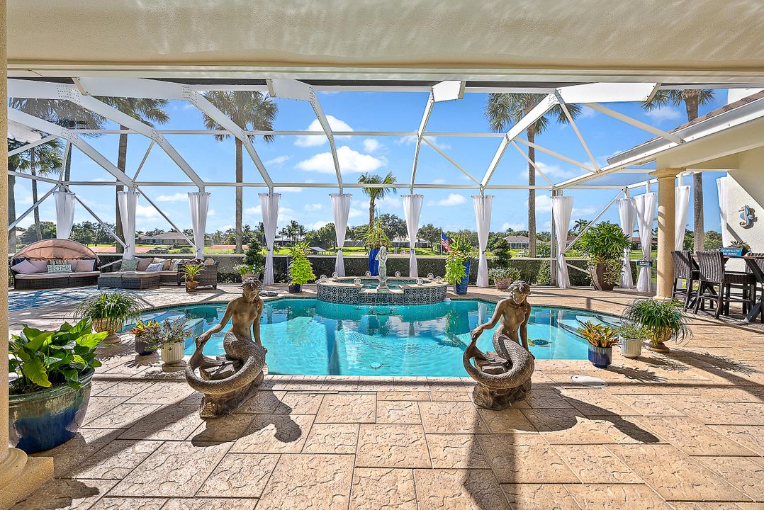 For Sale: $2,000,000 (5 beds, 5 baths, 5197 Square Feet)