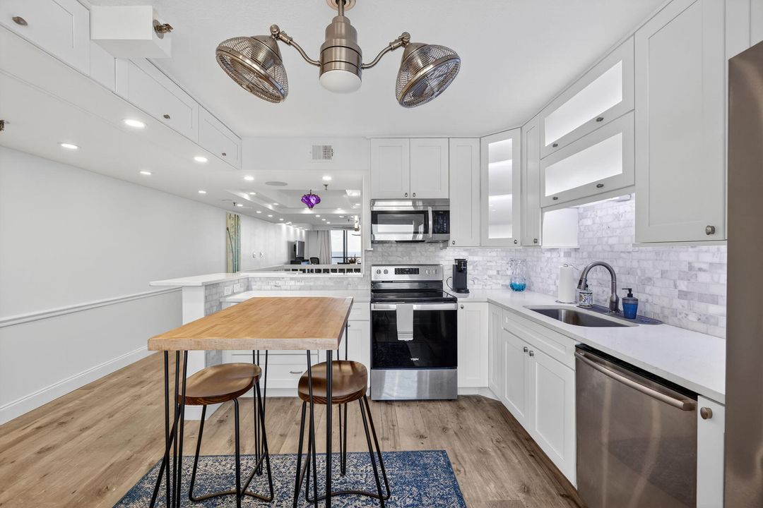 待售: $599,000 (2 贝兹, 2 浴室, 1475 平方英尺)