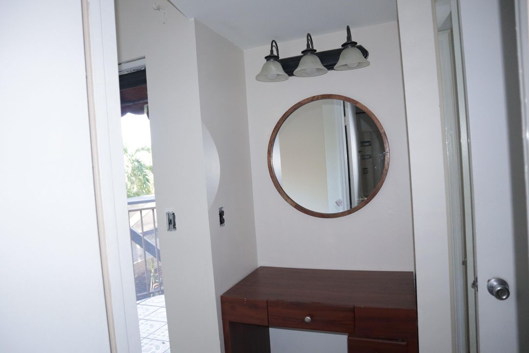 Active With Contract: $2,500 (3 beds, 3 baths, 1325 Square Feet)