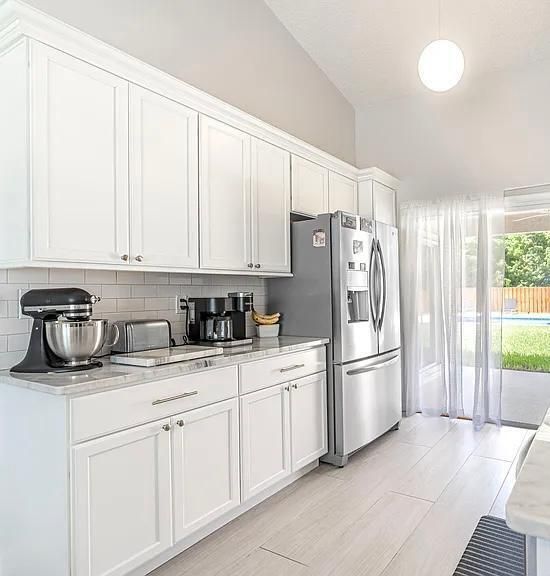 For Sale: $425,000 (3 beds, 2 baths, 1272 Square Feet)