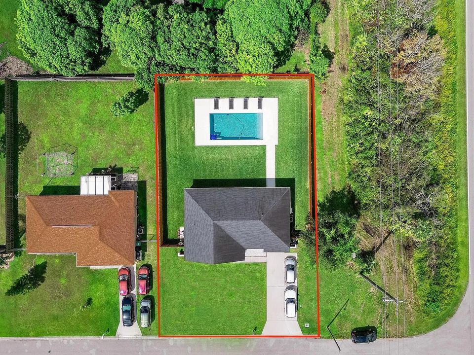 For Sale: $425,000 (3 beds, 2 baths, 1272 Square Feet)