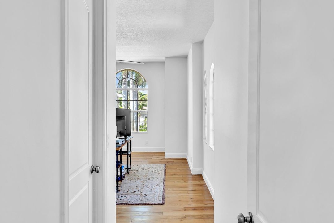 En Venta: $1,799,000 (4 camas, 4 baños, 4185 Pies cuadrados)