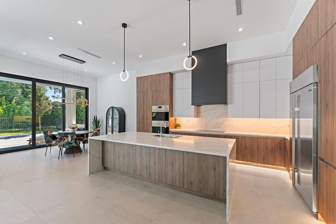 На продажу: $2,245,000 (4 спален, 3 ванн, 3030 Квадратных фут)