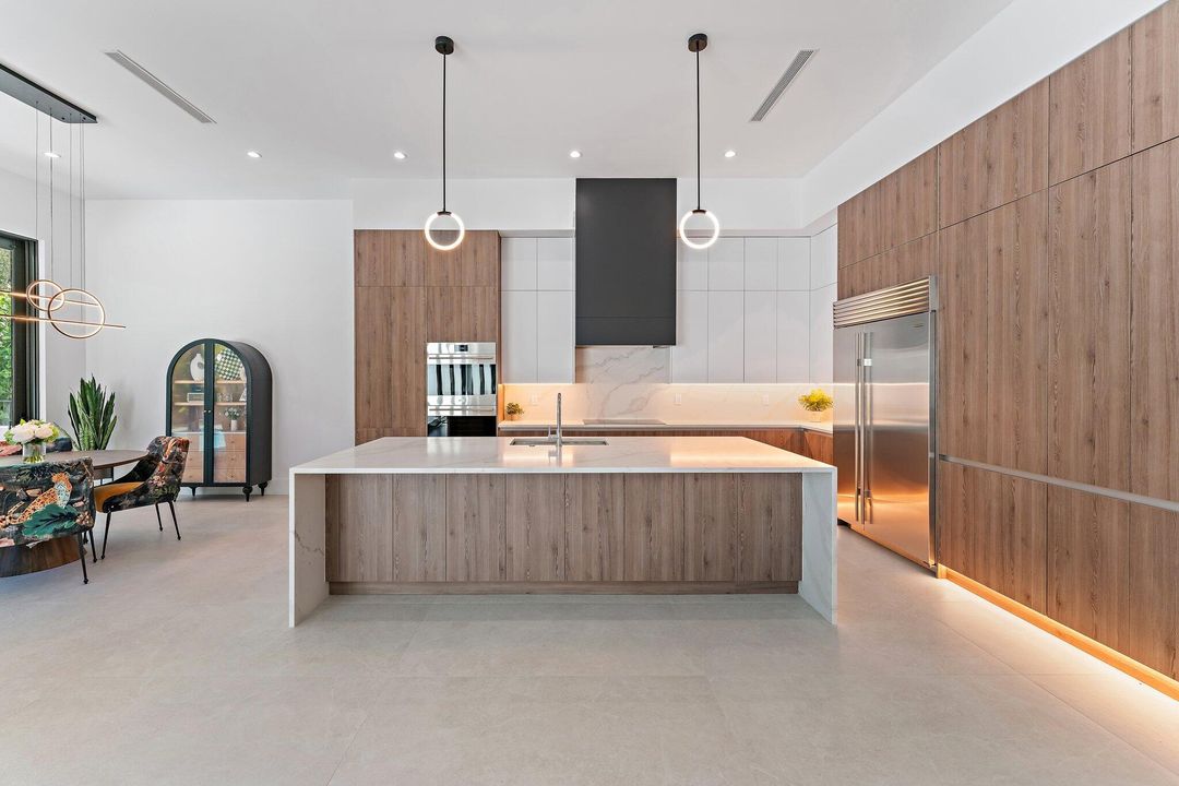 На продажу: $2,245,000 (4 спален, 3 ванн, 3030 Квадратных фут)