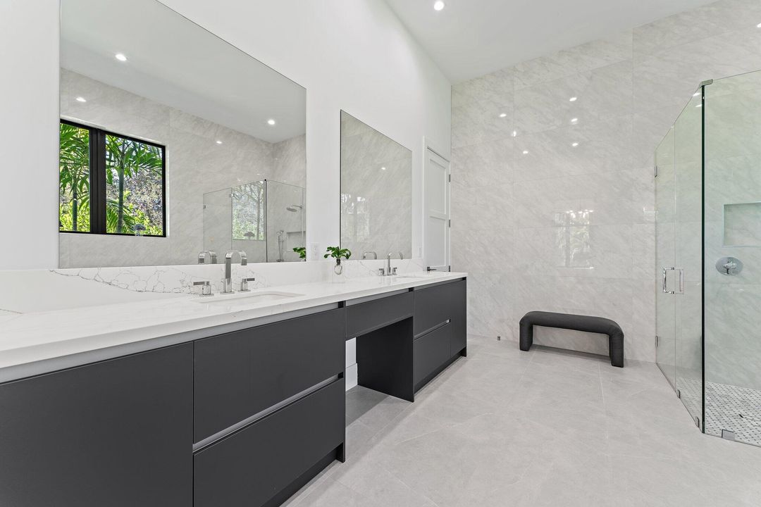 На продажу: $2,245,000 (4 спален, 3 ванн, 3030 Квадратных фут)