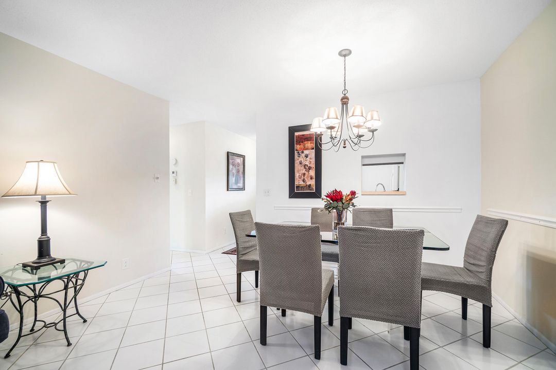 For Sale: $99,000 (2 beds, 2 baths, 860 Square Feet)