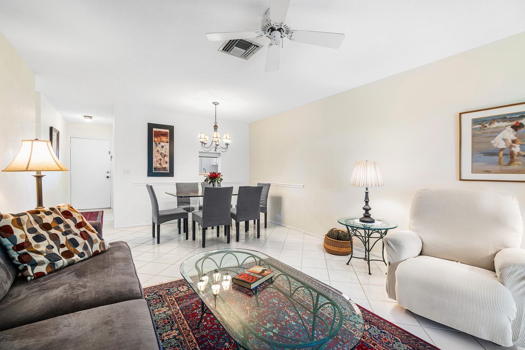 For Sale: $99,000 (2 beds, 2 baths, 860 Square Feet)