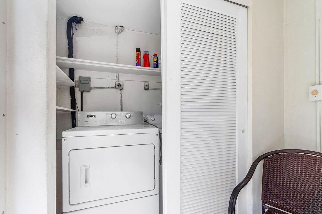 For Sale: $99,000 (2 beds, 2 baths, 860 Square Feet)