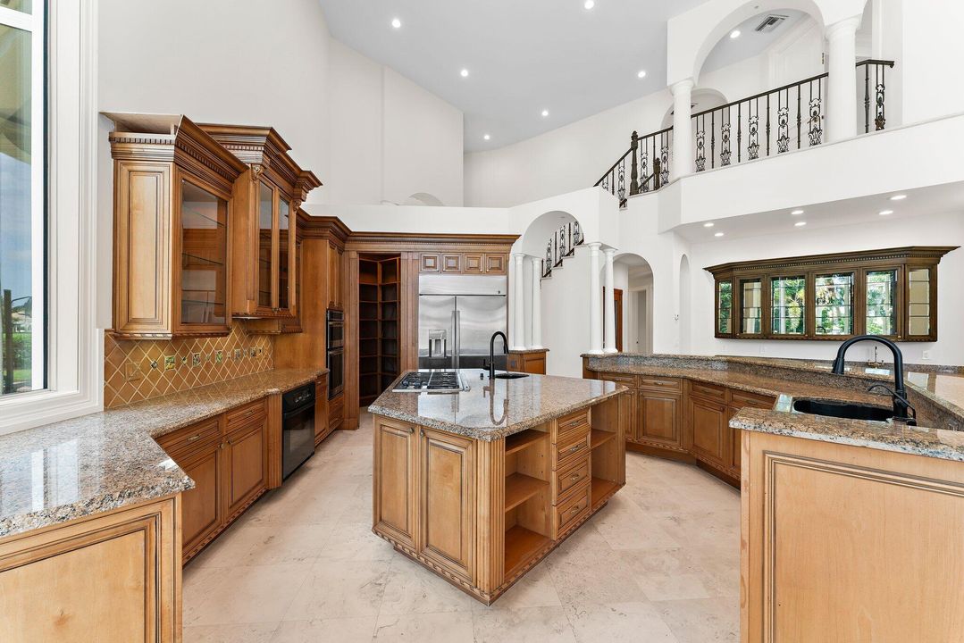 待售: $5,095,000 (5 贝兹, 7 浴室, 6440 平方英尺)