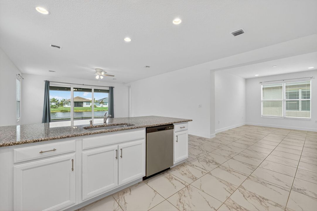 En Renta: $3,570 (4 camas, 2 baños, 2254 Pies cuadrados)