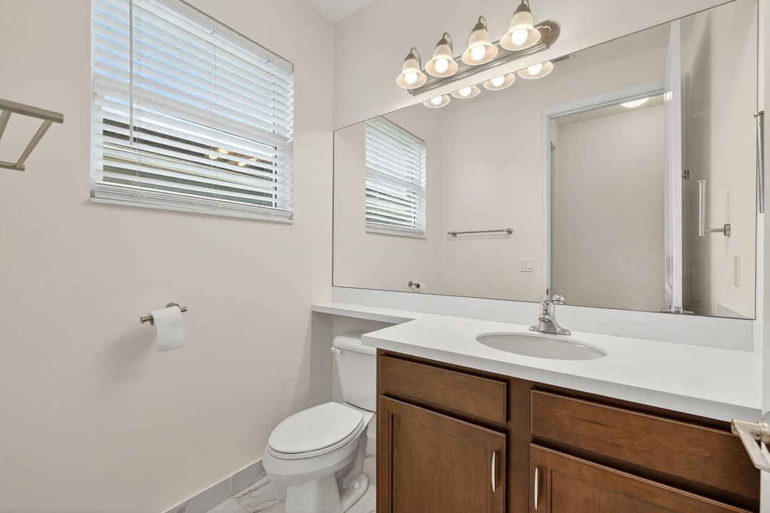 En Renta: $3,570 (4 camas, 2 baños, 2254 Pies cuadrados)