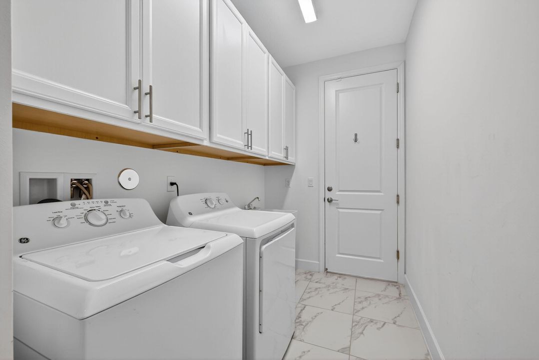 En Renta: $3,570 (4 camas, 2 baños, 2254 Pies cuadrados)