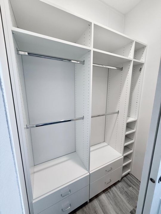 For Sale: $409,000 (2 beds, 2 baths, 700 Square Feet)