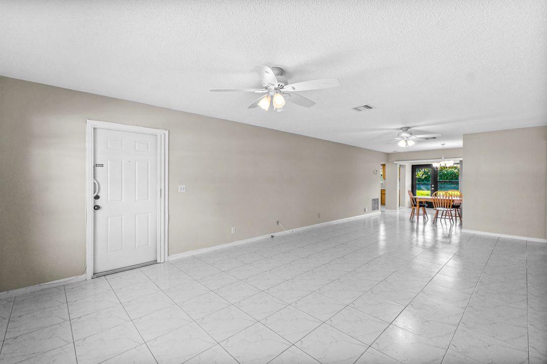 For Rent: $2,150 (2 beds, 2 baths, 1404 Square Feet)