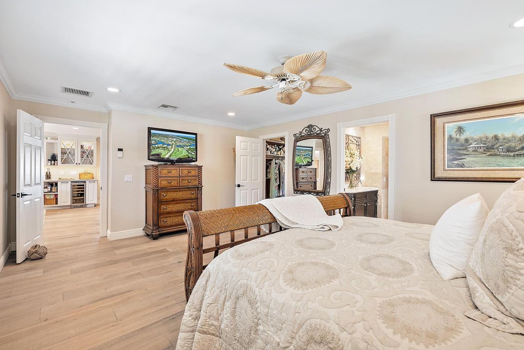 На продажу: $2,975,000 (3 спален, 2 ванн, 2672 Квадратных фут)