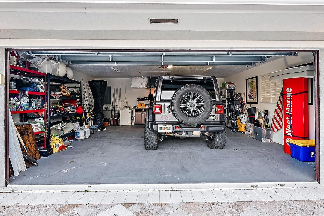 На продажу: $2,975,000 (3 спален, 2 ванн, 2672 Квадратных фут)