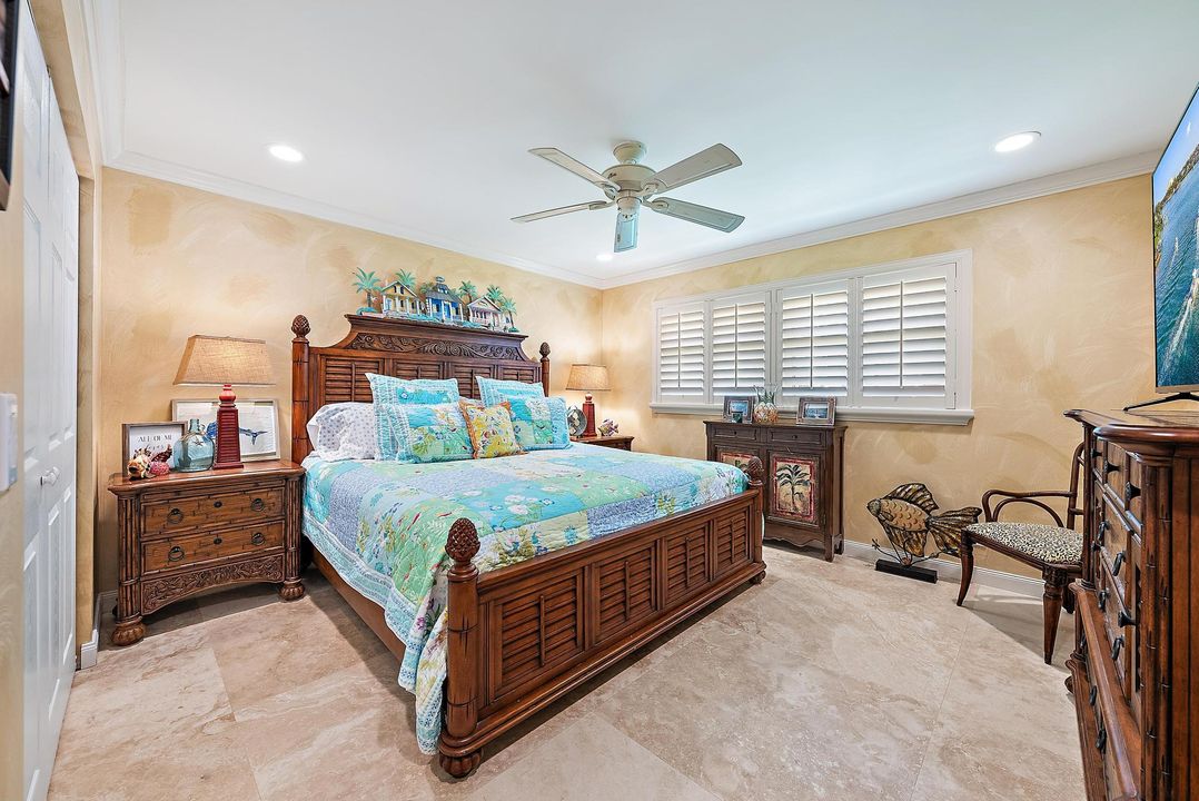 На продажу: $2,975,000 (3 спален, 2 ванн, 2672 Квадратных фут)