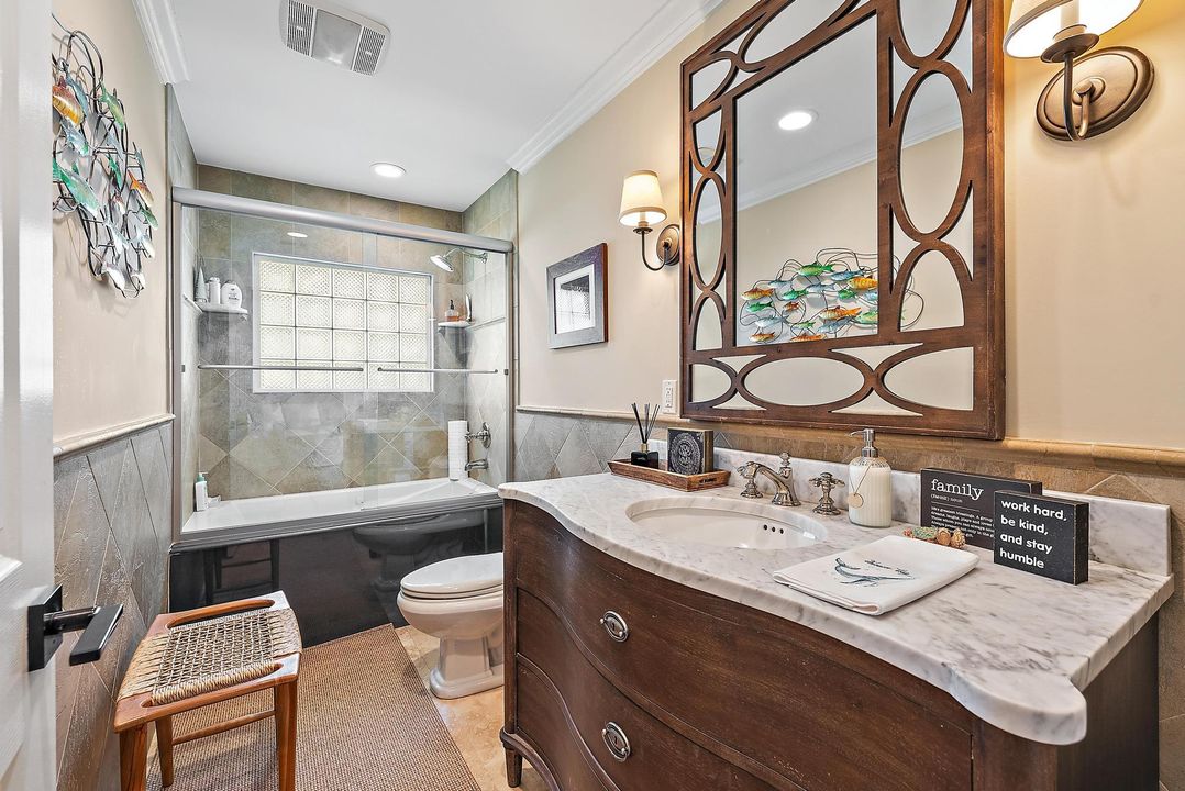 На продажу: $2,975,000 (3 спален, 2 ванн, 2672 Квадратных фут)