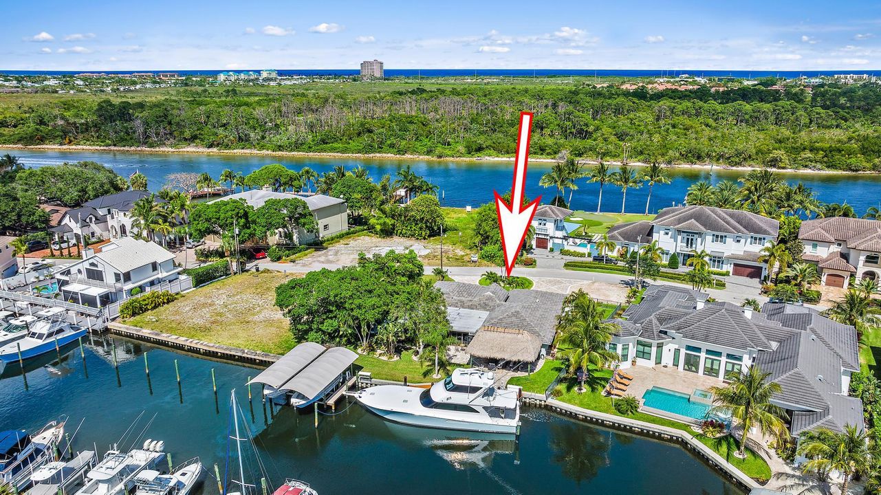 На продажу: $2,975,000 (3 спален, 2 ванн, 2672 Квадратных фут)