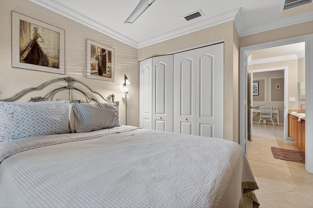 合同活跃: $3,500 (3 贝兹, 2 浴室, 1613 平方英尺)