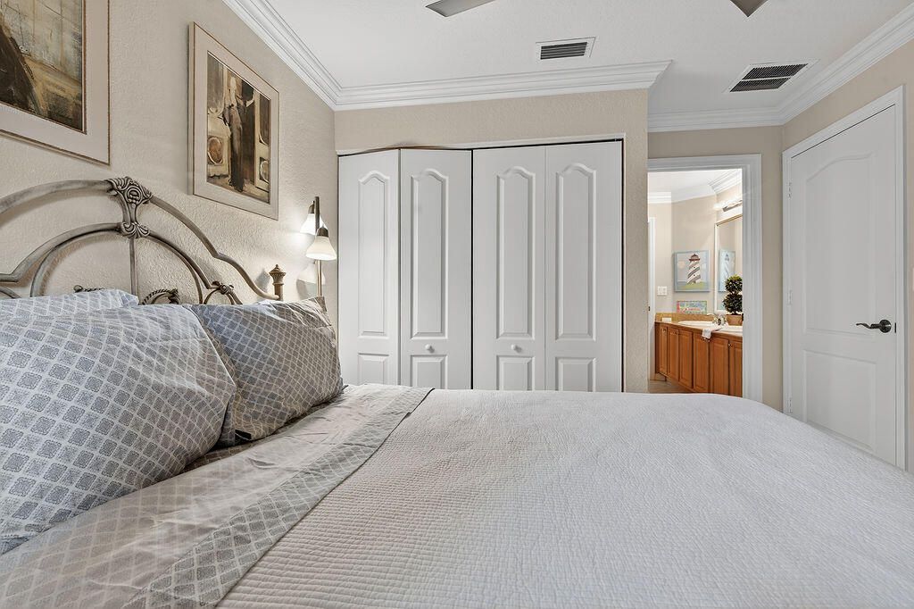 合同活跃: $3,500 (3 贝兹, 2 浴室, 1613 平方英尺)