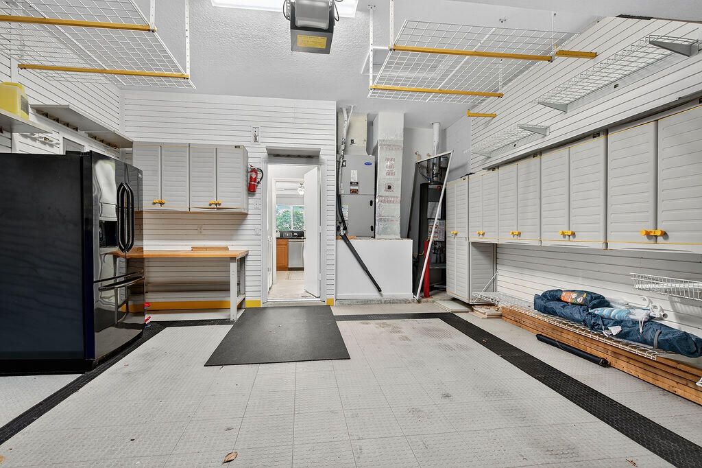 合同活跃: $3,500 (3 贝兹, 2 浴室, 1613 平方英尺)