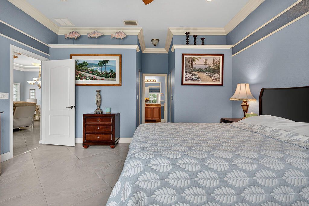 合同活跃: $3,500 (3 贝兹, 2 浴室, 1613 平方英尺)