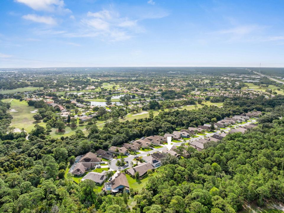 Active With Contract: $4,000 (2 beds, 2 baths, 1623 Square Feet)