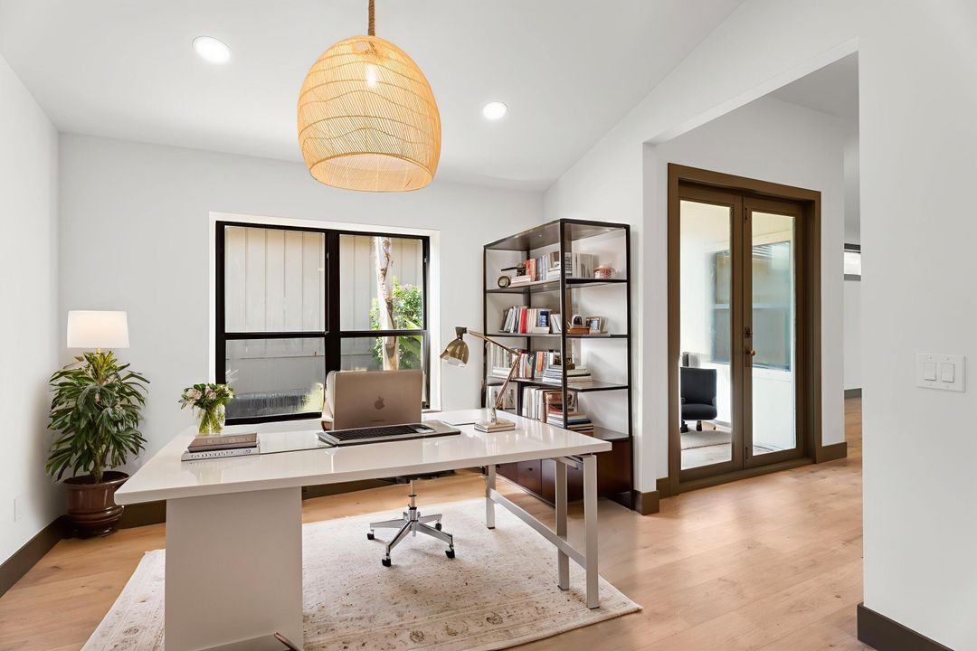 Active With Contract: $4,000 (2 beds, 2 baths, 1623 Square Feet)