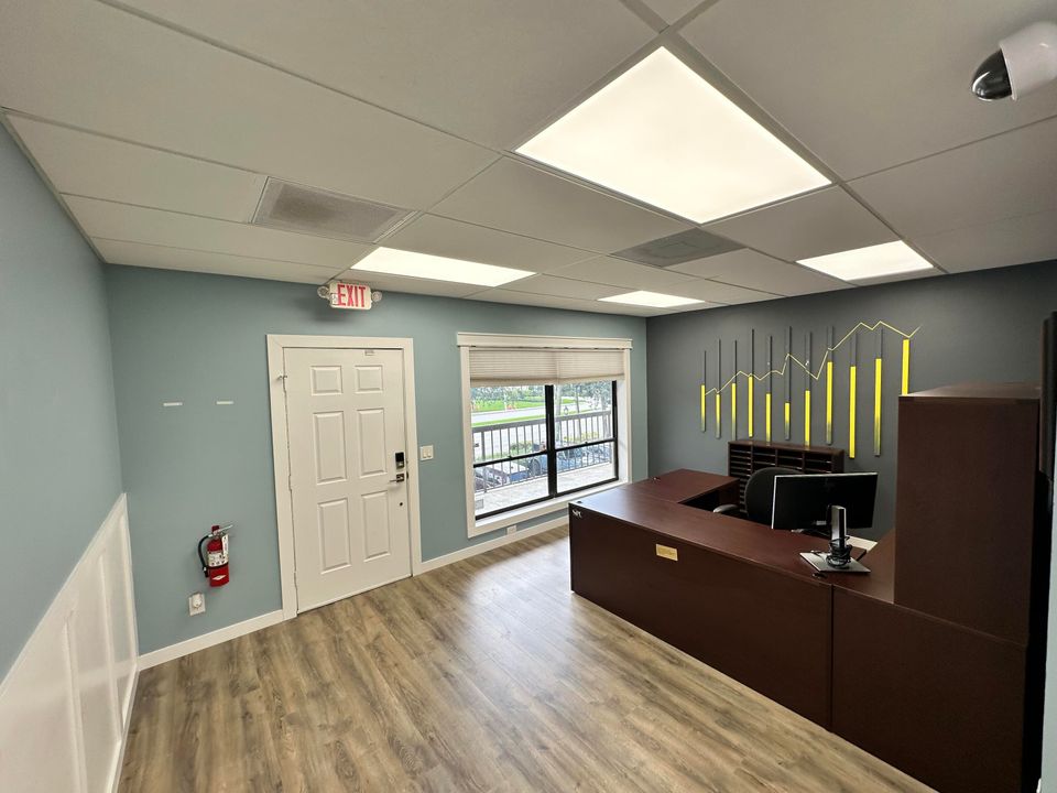 En Venta: $405,000 (0 camas, 0 baños, 1124 Pies cuadrados)