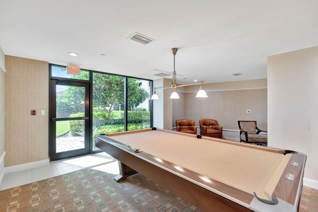 For Sale: $1,495,000 (2 beds, 2 baths, 1524 Square Feet)