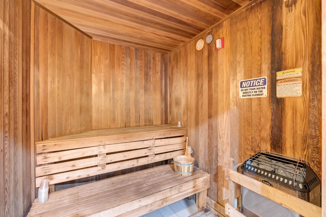 For Sale: $1,495,000 (2 beds, 2 baths, 1524 Square Feet)