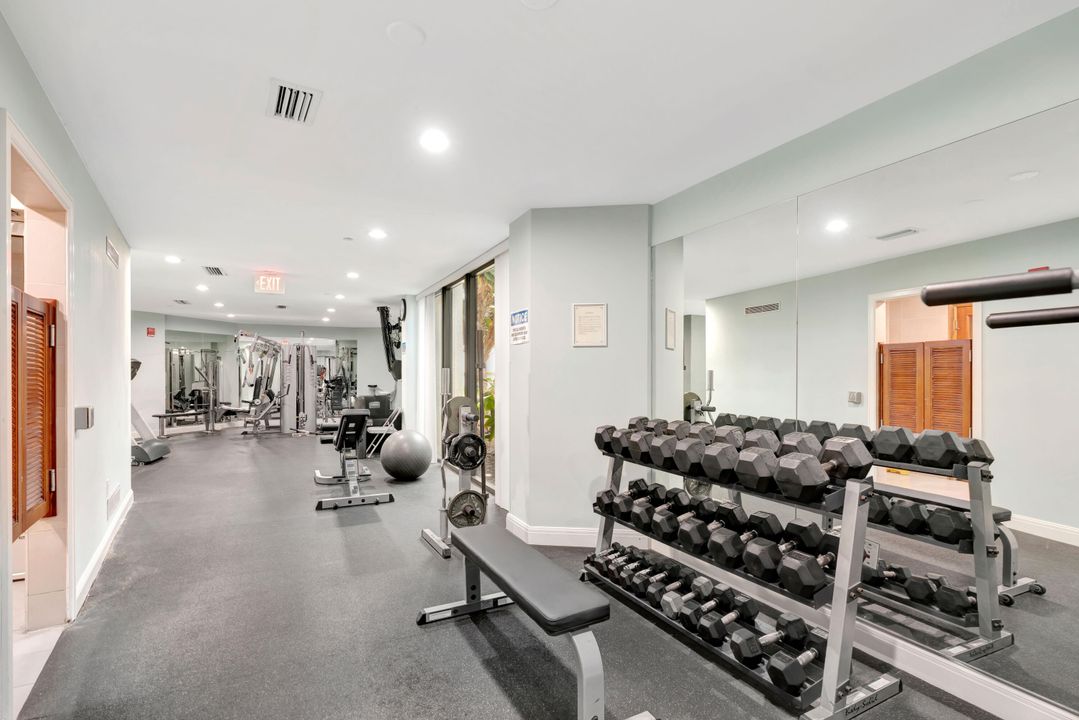 For Sale: $1,495,000 (2 beds, 2 baths, 1524 Square Feet)