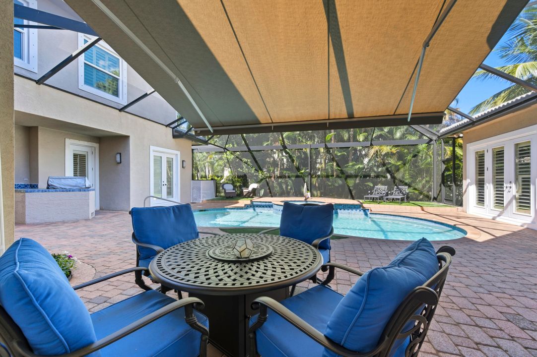 For Sale: $1,575,000 (5 beds, 4 baths, 3701 Square Feet)