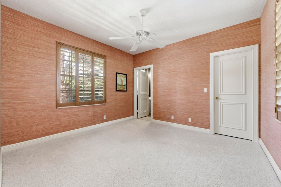 For Sale: $1,575,000 (5 beds, 4 baths, 3701 Square Feet)