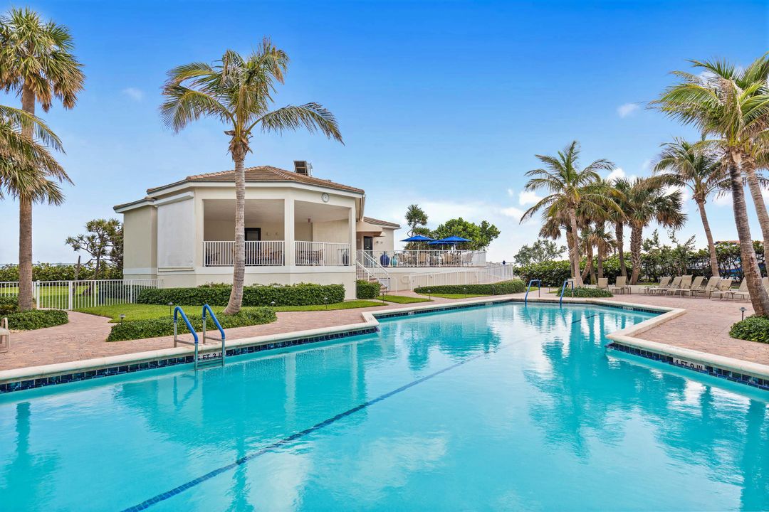 For Sale: $1,495,000 (2 beds, 2 baths, 1524 Square Feet)