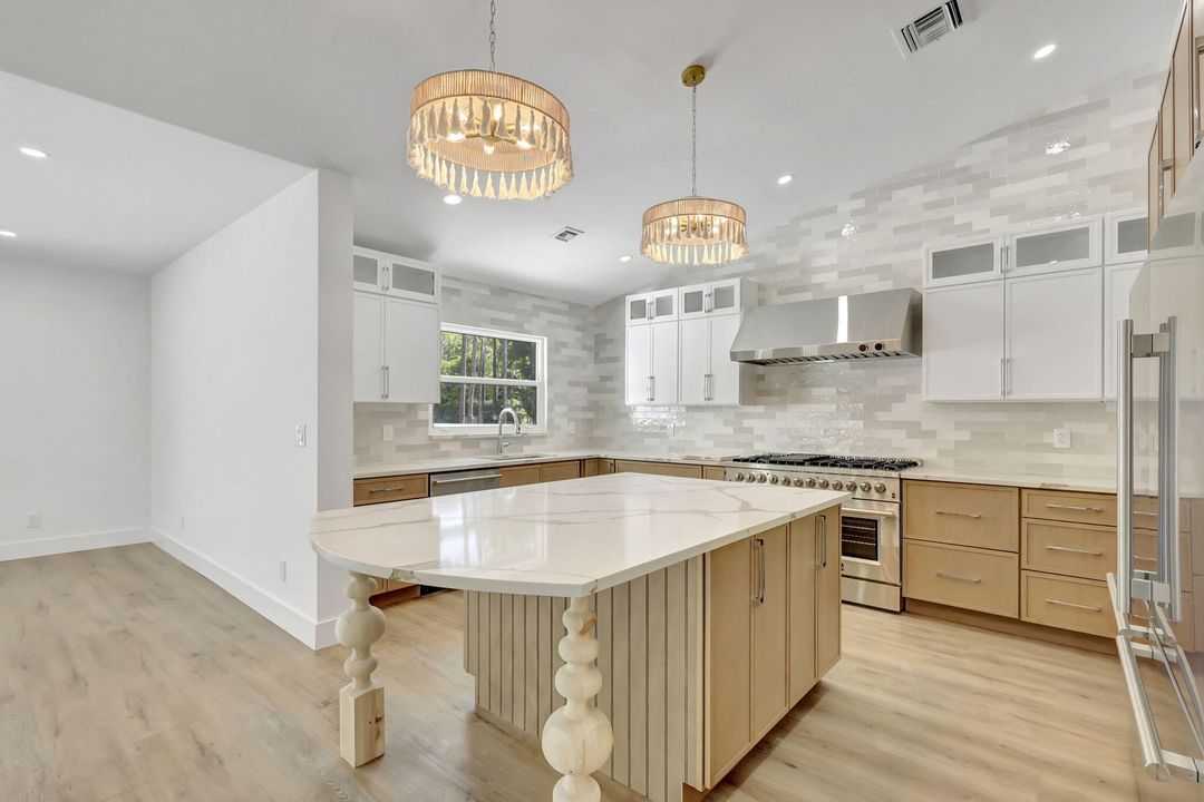 For Sale: $1,199,000 (4 beds, 3 baths, 2300 Square Feet)